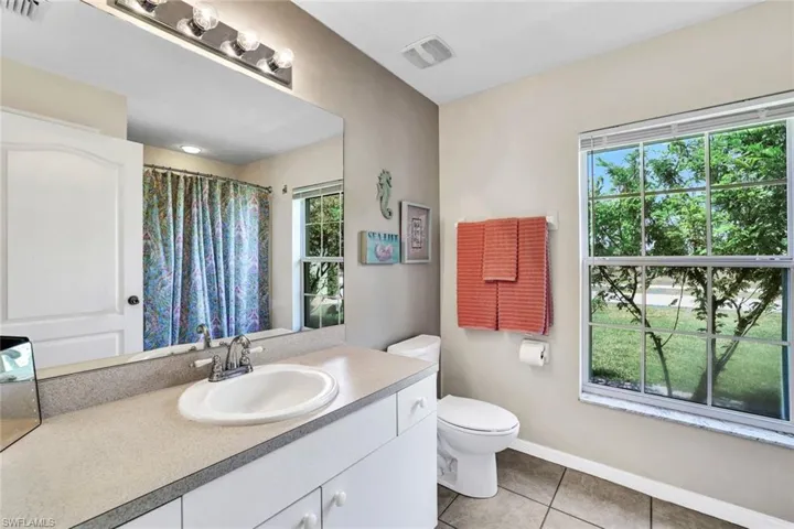En Suite Bath with Shower Tub Combo
