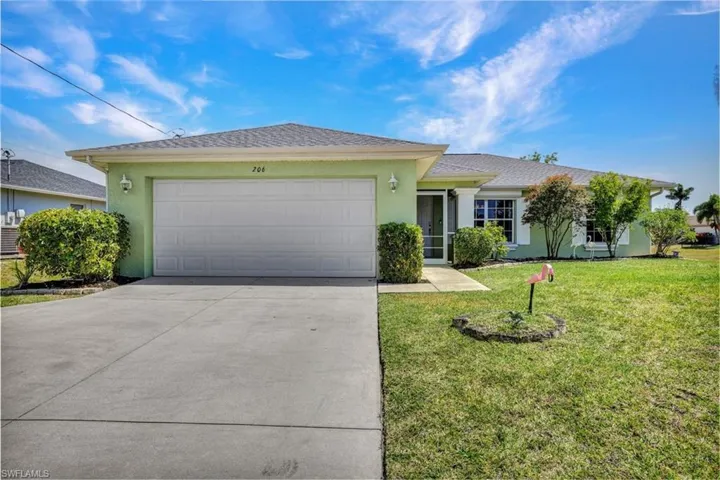 206  Wilmington  PKWY, Cape Coral, FL 33993