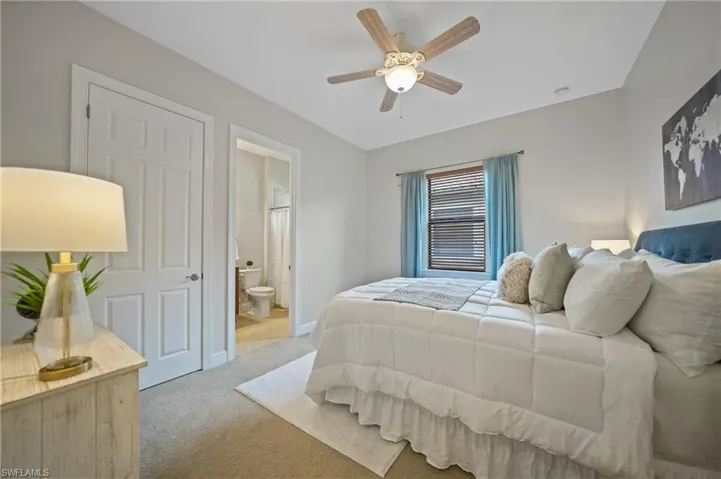 Spacious and Prive Second bedroom with private bathroom
