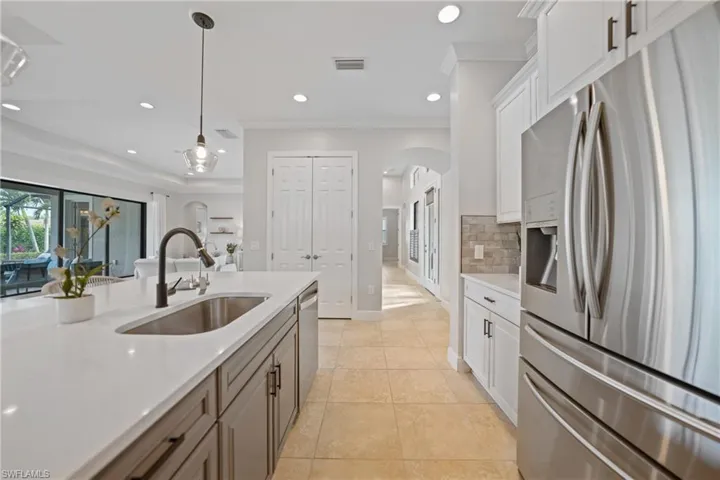 10132  Belcrest  BLVD, Fort Myers, FL 33913