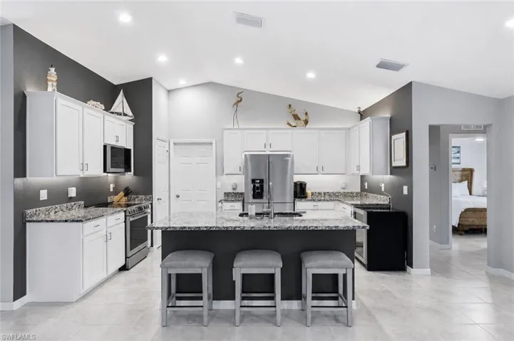 4135 Nw 32nd Ter, Cape Coral, Florida 33993
