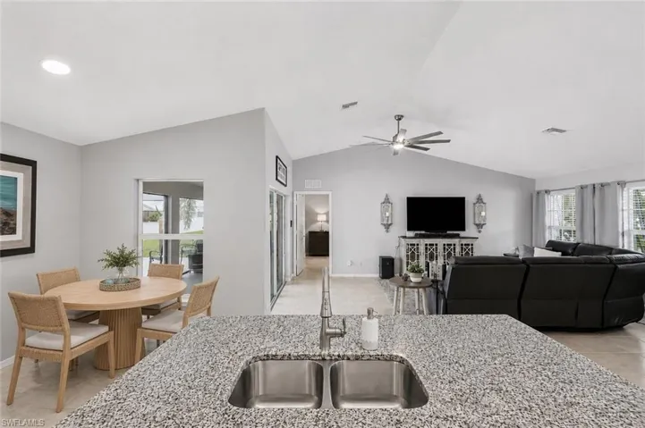 4135 Nw 32nd Ter, Cape Coral, Florida 33993