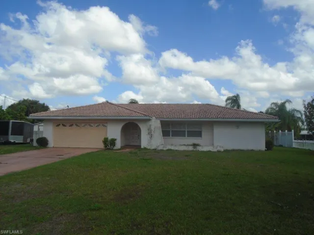 13868 Lazy Ln, Fort Myers, Florida 33905