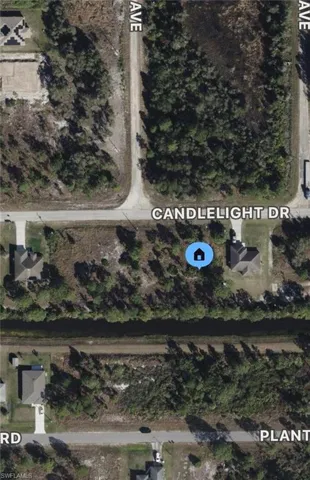 1036 Candlelight Dr, Lehigh Acres, Florida 33974