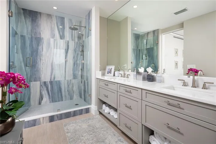 4000 Gulf Shore Blvd N 400, Naples, Florida 34103
