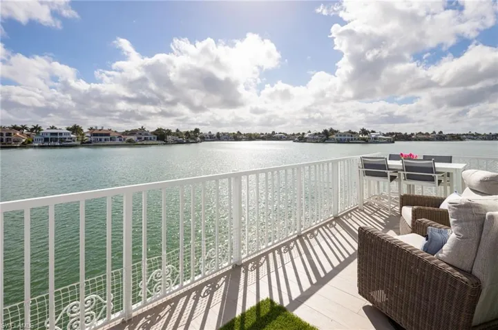 4000 Gulf Shore Blvd N 400, Naples, Florida 34103