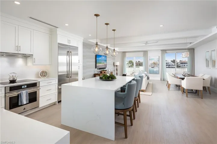 4000 Gulf Shore Blvd N 400, Naples, Florida 34103