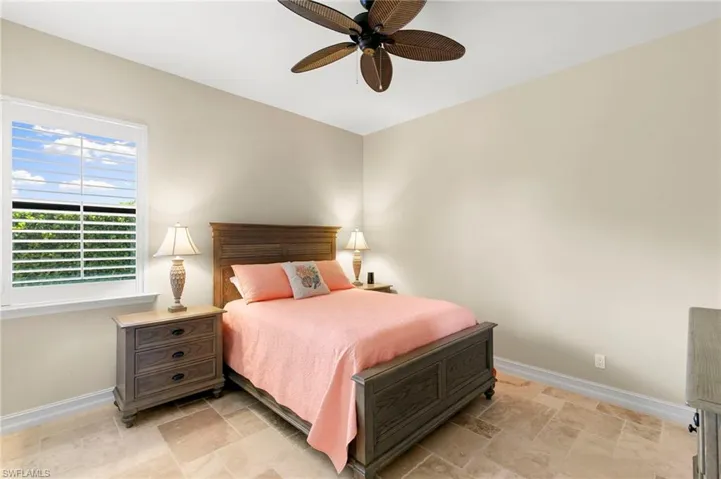 Another spacious bedroom - both guest bedrooms have nice closet space