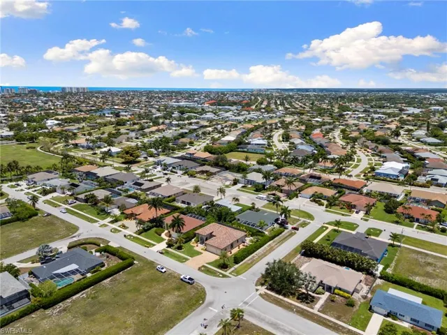 Oversized corner lot