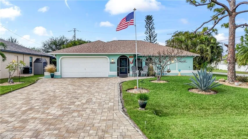 Welcoming, Expansive Paver Driveway!