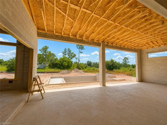 7517 4th Pl, Labelle, Florida 33935