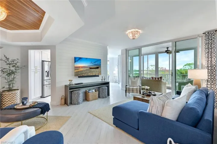 Living room & Sitting area with views to Bay & Gulf