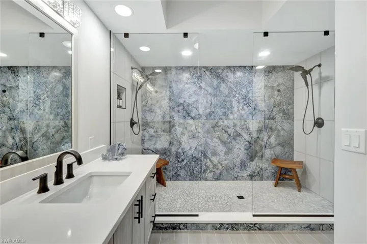 Huge Primary Shower with double showerheads & gorgeous feature wall