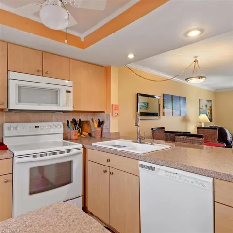 No shortage of counter space!