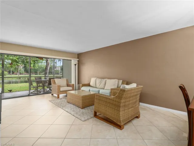 1211 Commonwealth Cir C – 104, Naples, Florida 34116