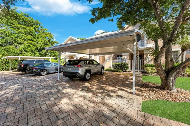 3951 Windward Passage Cir 202, Bonita Springs, Florida 34134