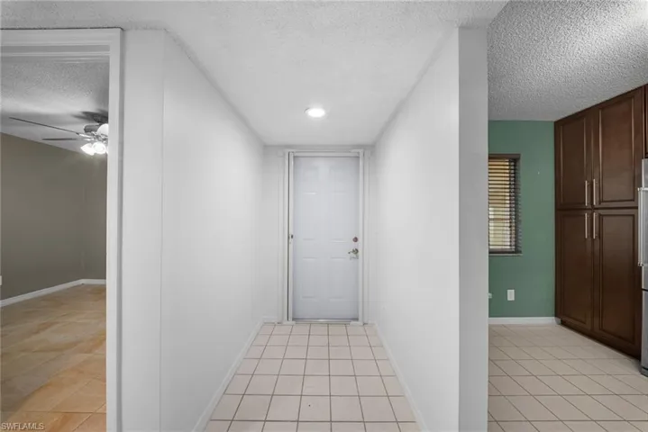 7761  Jewel  LN, Naples, FL 34109