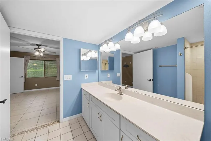 7761  Jewel  LN, Naples, FL 34109