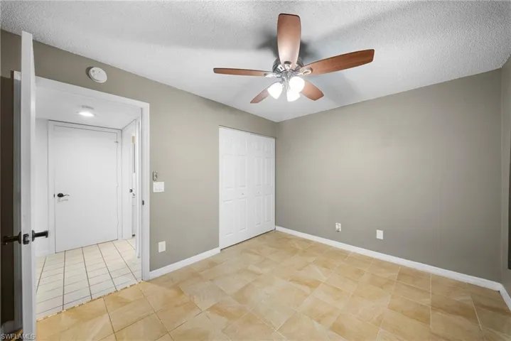 7761  Jewel  LN, Naples, FL 34109