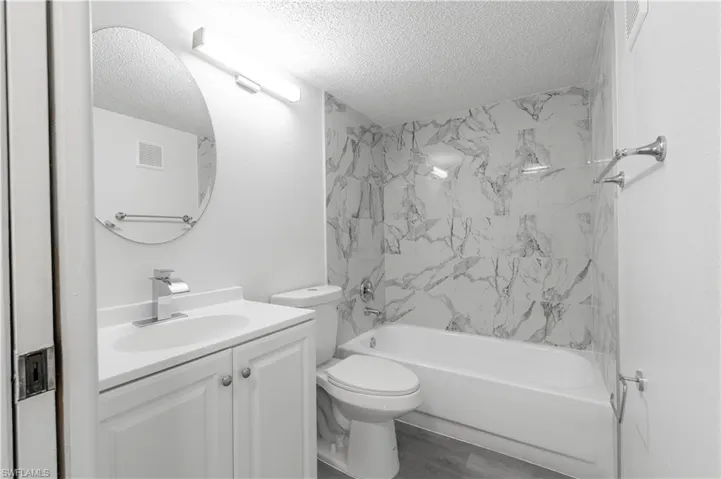2094  Arbour Walk  CIR, Naples, FL 34109