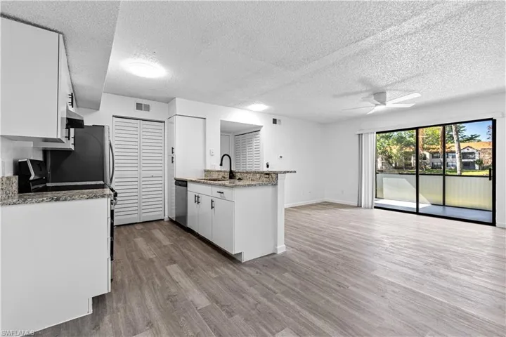 2094  Arbour Walk  CIR, Naples, FL 34109