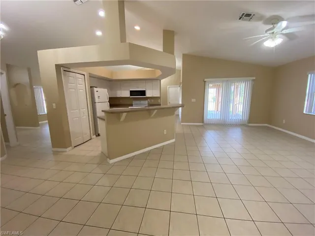 2251 Sw 4th St, Cape Coral, Florida 33991