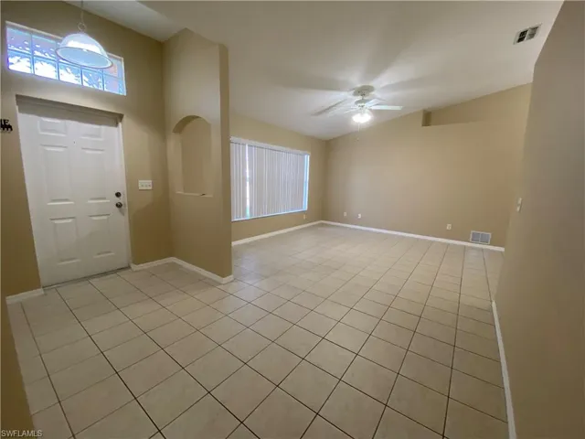 2251 Sw 4th St, Cape Coral, Florida 33991