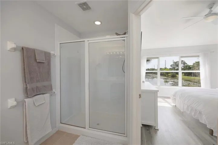 1058 Albany Ct, Naples, Florida 34105