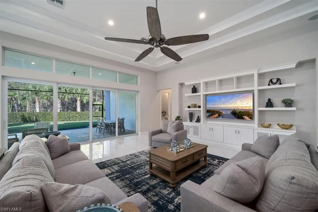 8761 Saint Lucia DR, Naples, FL 34114,225005806