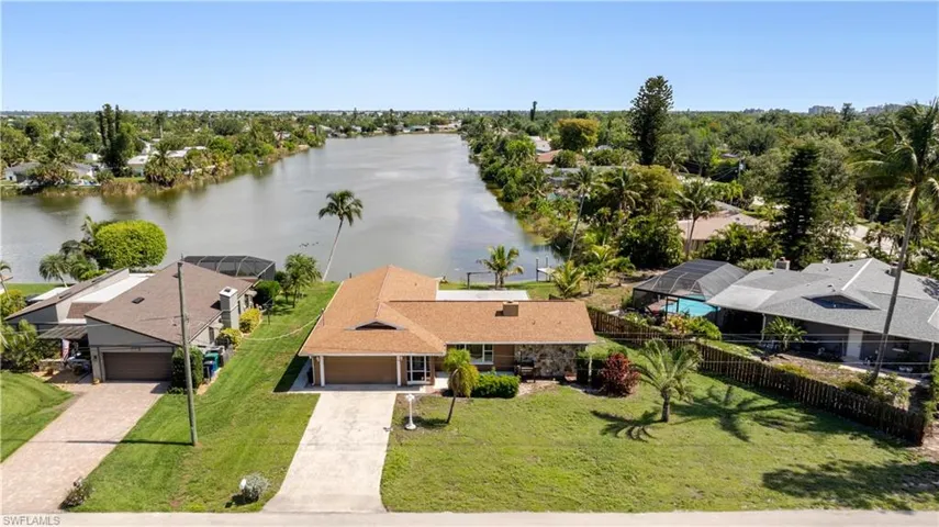 15840 Lake Candlewood Dr, Fort Myers, Florida 33908