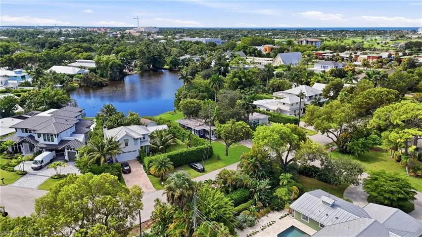 1166 12th Ave N, Naples, Florida 34102