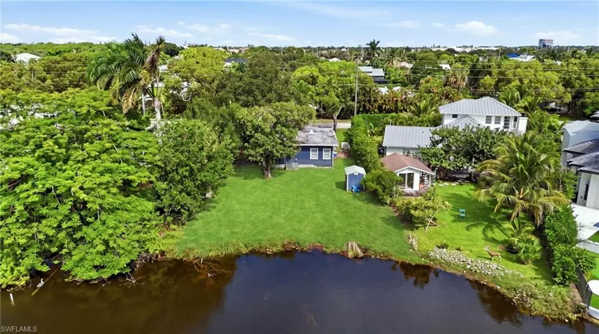 1166 12th Ave N, Naples, Florida 34102