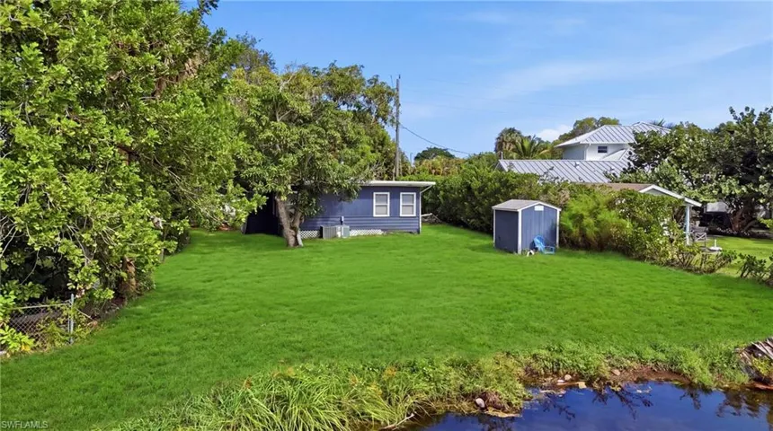 1166 12th Ave N, Naples, Florida 34102