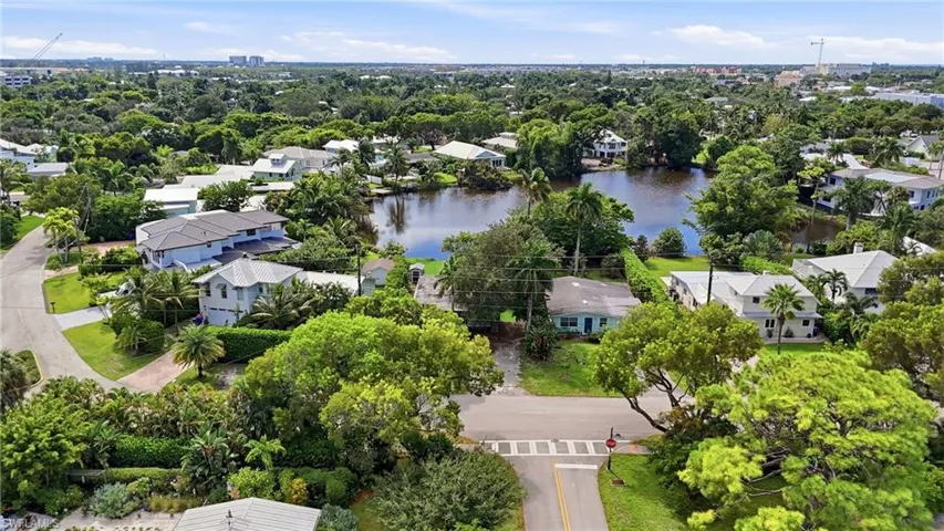 1166 12th Ave N, Naples, Florida 34102