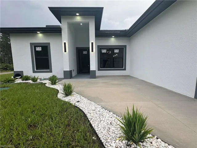 1001 W 17th St, Lehigh Acres, Florida 33972