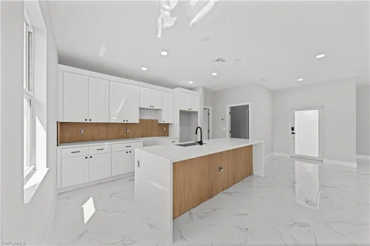 967  Edgerton  AVE, Lehigh Acres, FL 33974