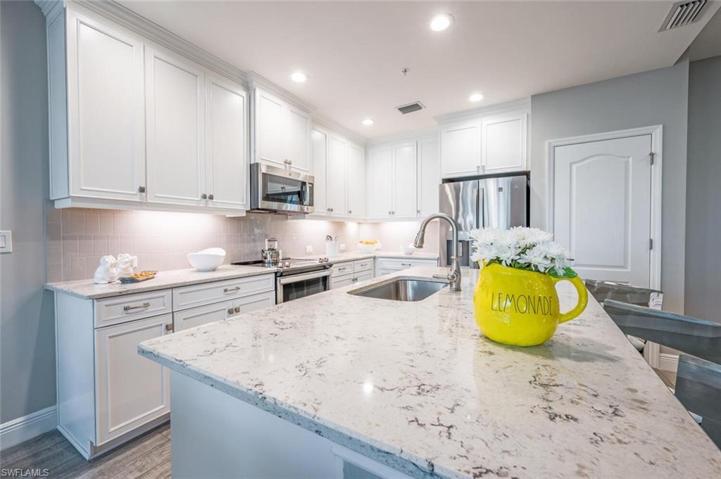 Quartz / Stainless / Pristine