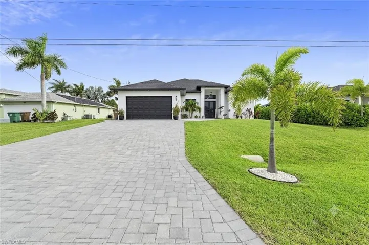 2425 Sw 2nd Ter, Cape Coral, Florida 33991