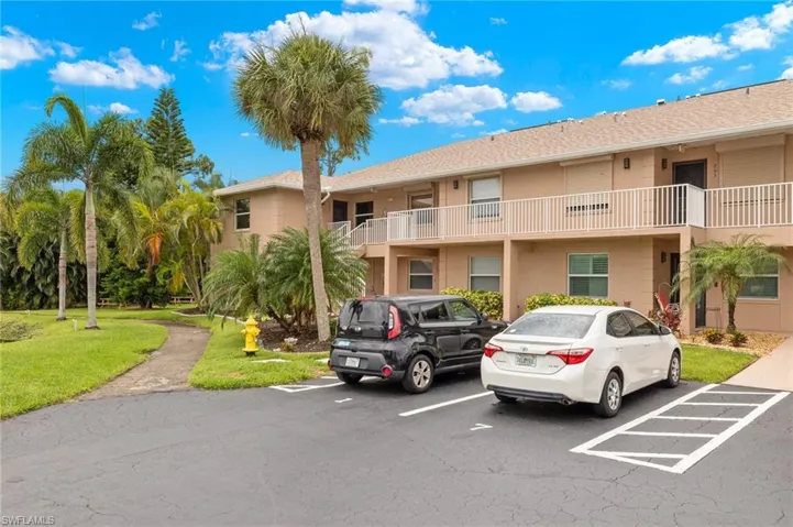 15001  Arbor Lakes E DR, North Fort Myers, FL 33917