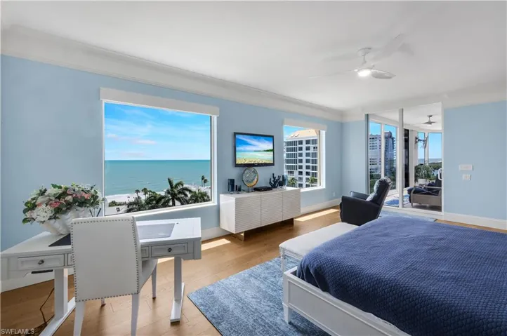 81 Seagate Dr 803, Naples, Florida 34103