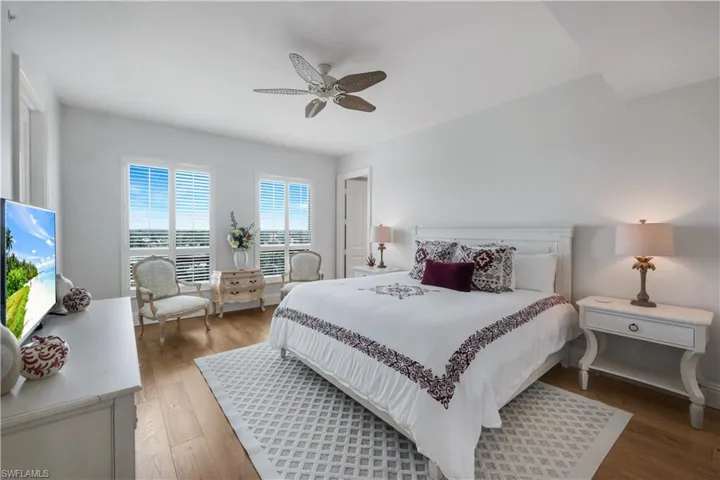 81 Seagate Dr 803, Naples, Florida 34103
