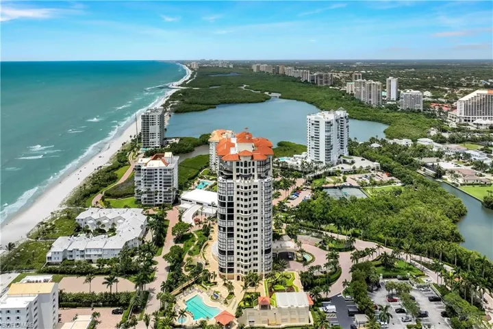 81 Seagate Dr 803, Naples, Florida 34103