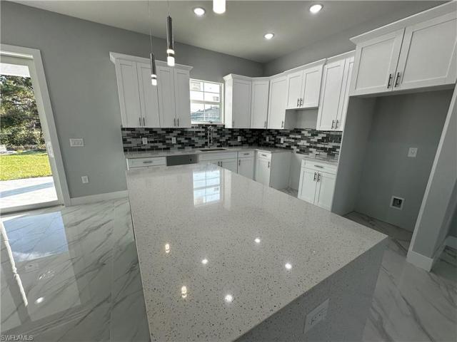 3103 43rd ST SW, LEHIGH ACRES FL 33976
