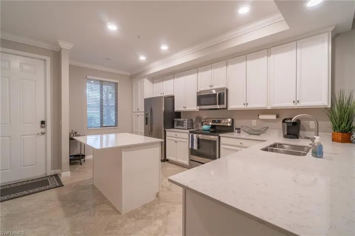 9596  Trevi  CT, Naples, FL 34113