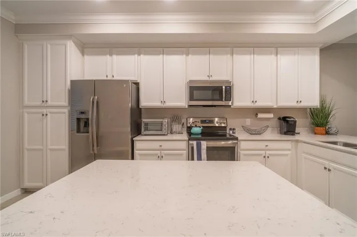 9596  Trevi  CT, Naples, FL 34113