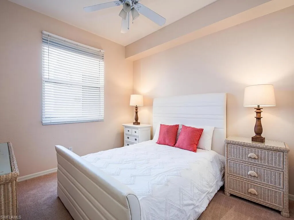 400 FLAGSHIP DR, Naples, FL 34108,225041410
