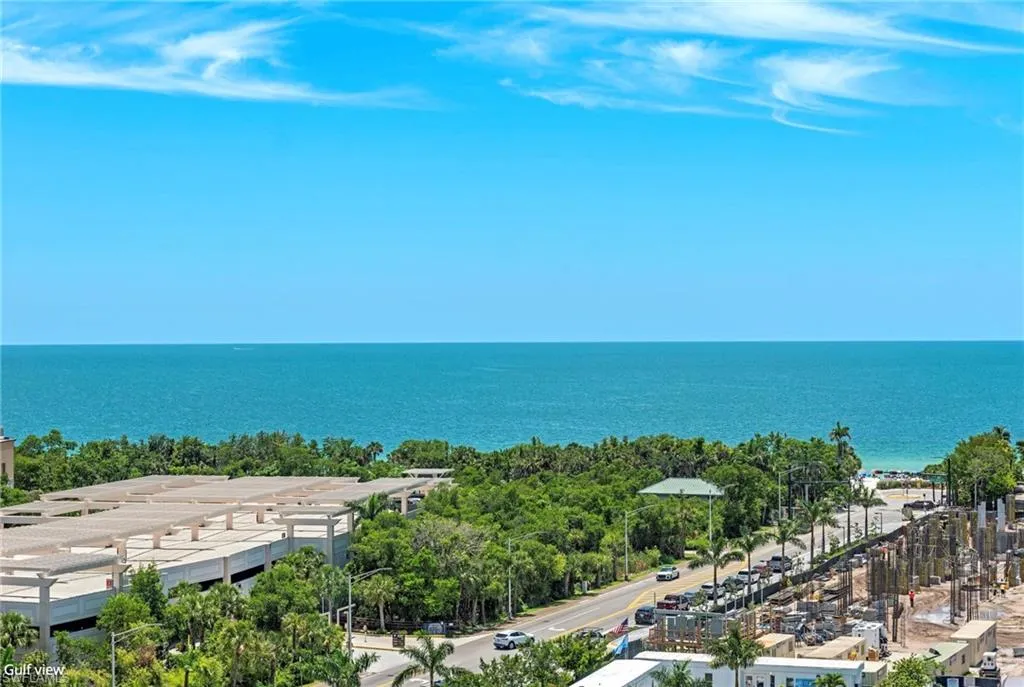 400 FLAGSHIP DR, Naples, FL 34108,225041410