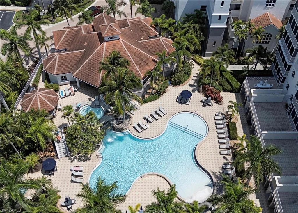 400 FLAGSHIP DR, Naples, FL 34108,225041410