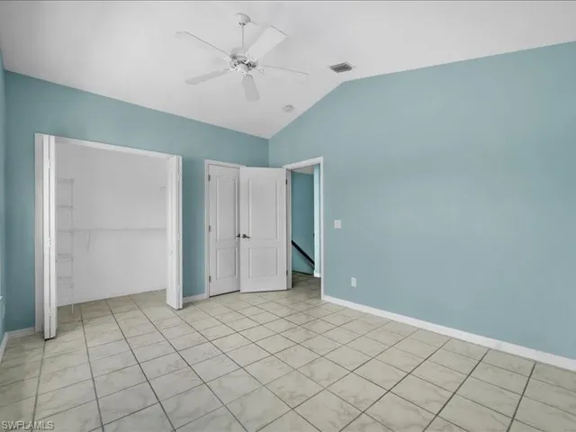 28 Cosmopolitan Dr 15, Lehigh Acres, Florida 33936