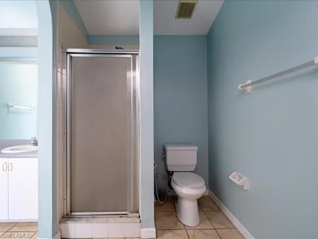 28 Cosmopolitan Dr 15, Lehigh Acres, Florida 33936
